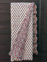 Maison de Frédéric Scarlet Quilt