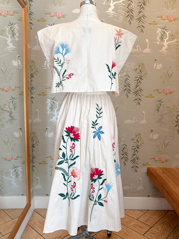 Ayla Embroidered Set