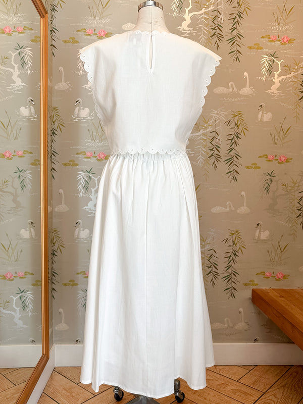 Sonya Eyelet Set