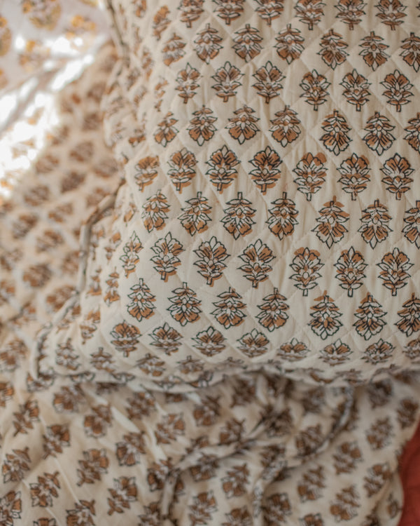 Maison de Frédéric Maple Quilt