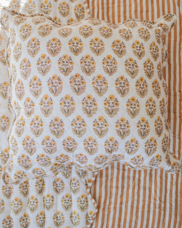 Maison de Frédéric Acorn Quilt