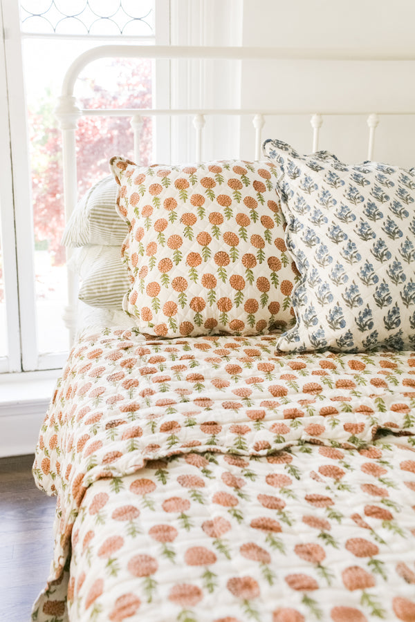 Maison de Frédéric Quilt- Apricot