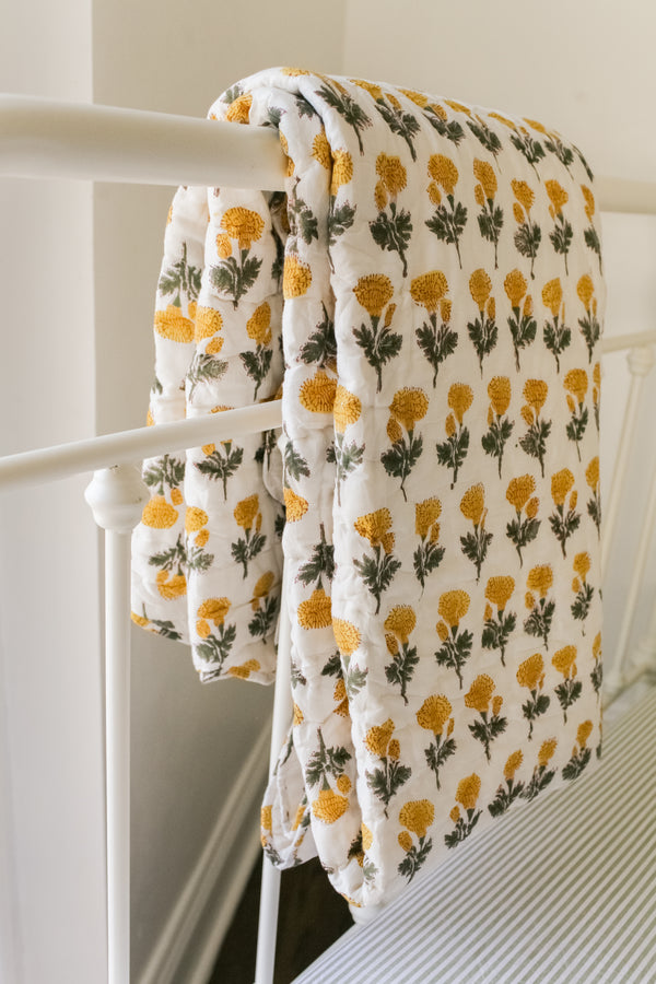 Maison de Frédéric Quilt- Sunflower
