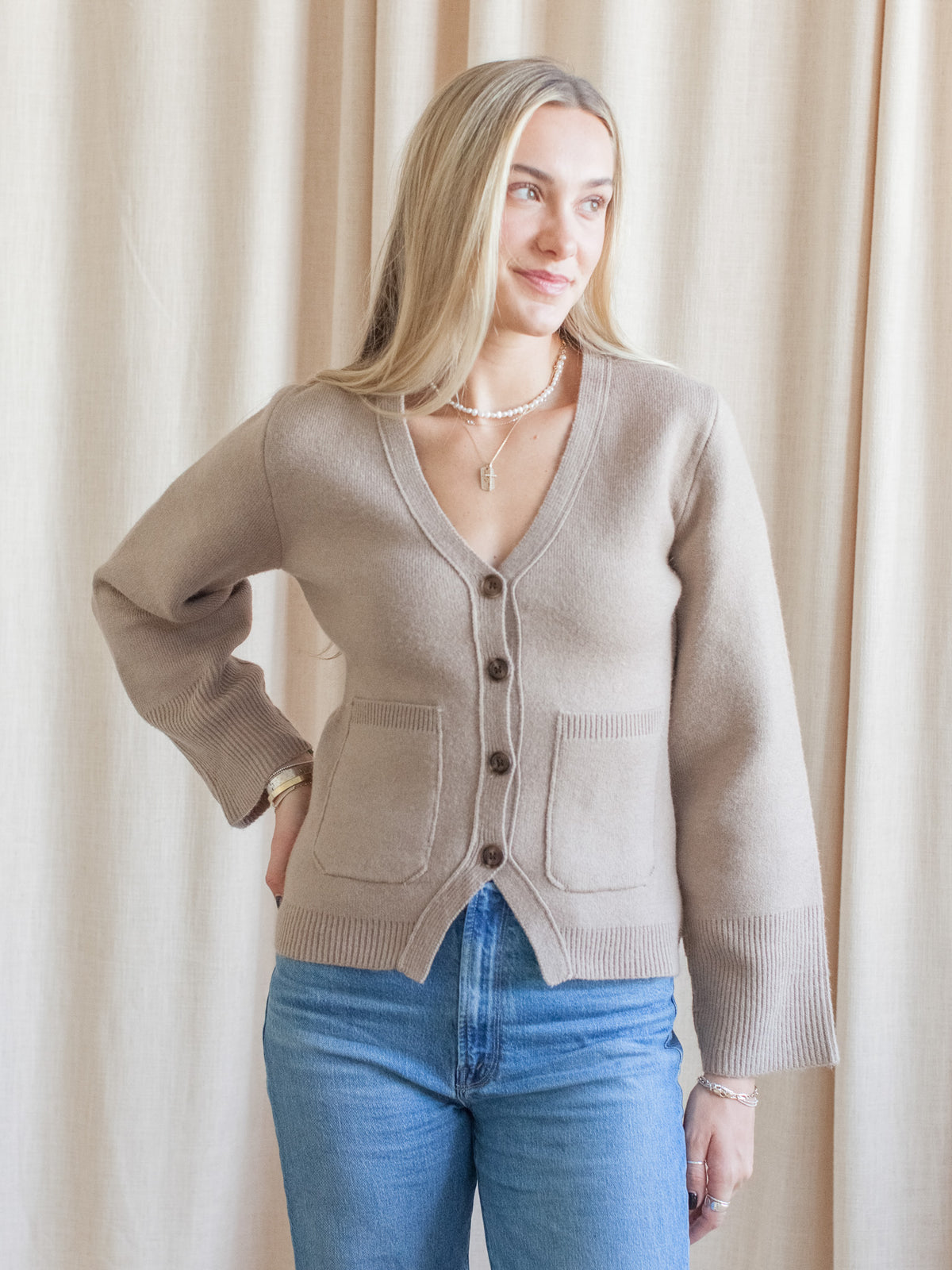 Sweaters – Koo De Ker