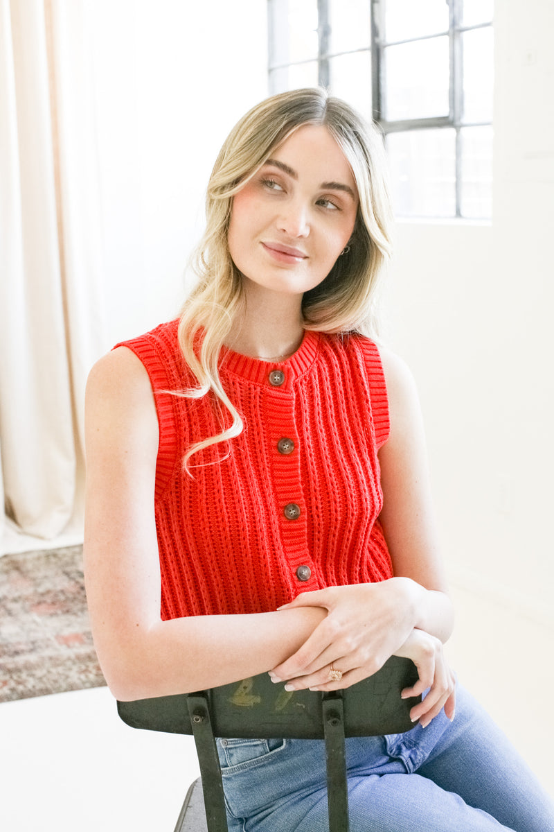 Randi Sleeveless Knit- Red