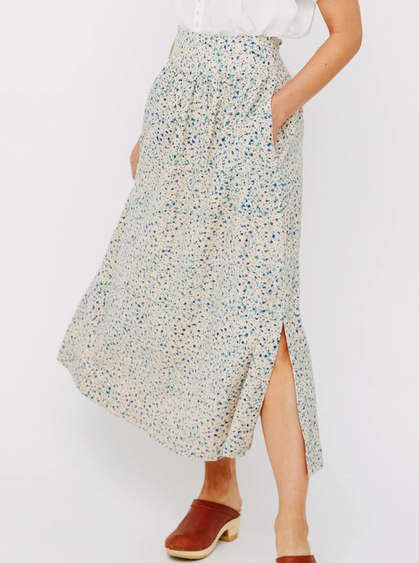 Mirth Bay Skirt in Sandy Field Flower