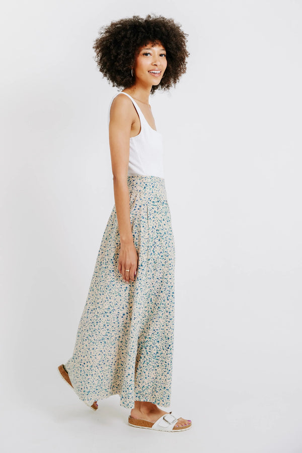 Mirth Bay Skirt in Sandy Field Flower